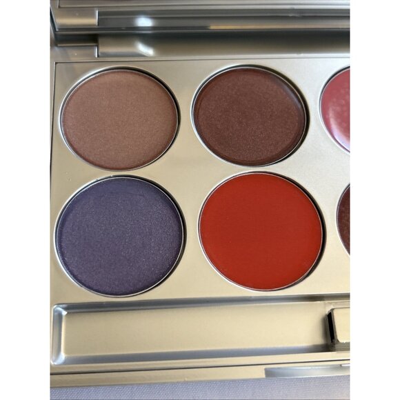 Models prefer eight lip shines of dazzling dimensions palette rose quartz ruby - Picture 2 of 12